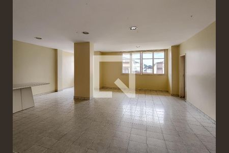 Apartamento à venda com 75m², 3 quartos e 1 vagaÁrea comum - Salão de festas