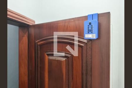 Apartamento à venda com 75m², 3 quartos e 1 vagaEntrada