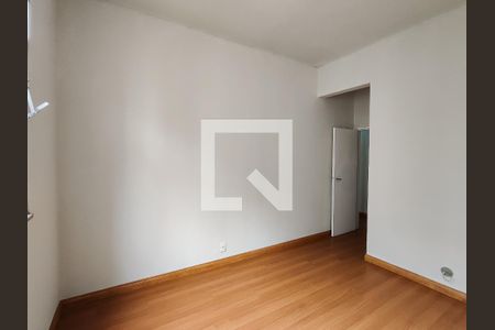 Apartamento à venda com 75m², 3 quartos e 1 vagaQuarto 2