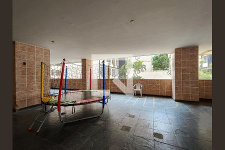 Apartamento à venda com 75m², 3 quartos e 1 vagaÁrea comum - Playground