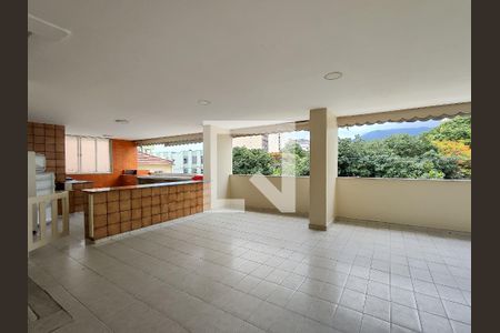 Apartamento à venda com 75m², 3 quartos e 1 vagaÁrea comum - Salão de festas