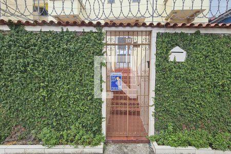 Apartamento para alugar com 100m², 2 quartos e sem vaga Apartamento para alugar com 100m², 2 quartos e sem vagaFachada do Condomínio placa