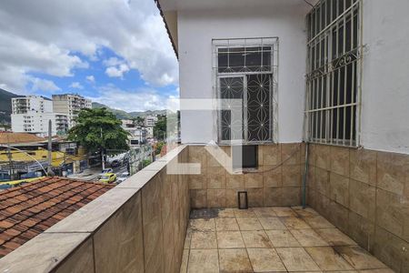 Apartamento para alugar com 100m², 2 quartos e sem vaga Apartamento para alugar com 100m², 2 quartos e sem vagaÁrea de Serviço