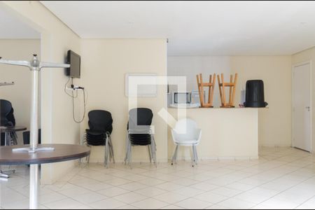 Apartamento para alugar com 72m², 3 quartos e 2 vagas Apartamento para alugar com 72m², 3 quartos e 2 vagasÁrea comum - Salão de festas