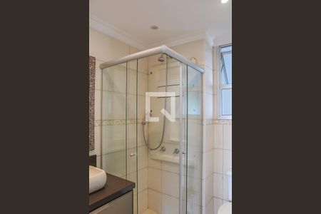 Apartamento para alugar com 72m², 3 quartos e 2 vagas Apartamento para alugar com 72m², 3 quartos e 2 vagasBanheiro