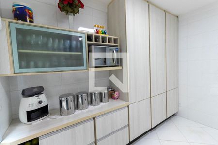 Casa para alugar com 178m², 3 quartos e 2 vagas Casa para alugar com 178m², 3 quartos e 2 vagasCozinha - Armários