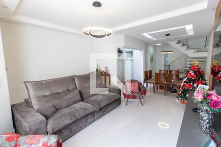 Casa à venda com 178m², 3 quartos e 2 vagasSala