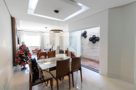 Casa para alugar com 178m², 3 quartos e 2 vagas Casa para alugar com 178m², 3 quartos e 2 vagasCopa