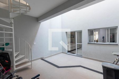 Casa para alugar com 178m², 3 quartos e 2 vagas Casa para alugar com 178m², 3 quartos e 2 vagasQuintal