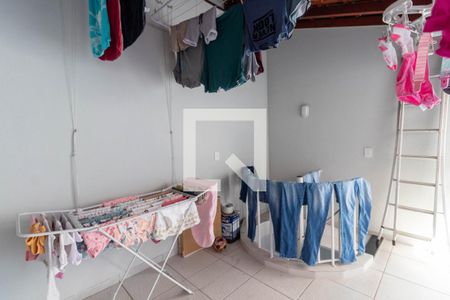 Casa para alugar com 178m², 3 quartos e 2 vagas Casa para alugar com 178m², 3 quartos e 2 vagasLavanderia