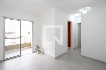 Sala de apartamento para alugar com 2 quartos, 48m² em Vila Amélia, São Paulo