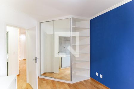 Quarto 1 de apartamento para alugar com 2 quartos, 52m² em Parque Taboão, Taboão da Serra