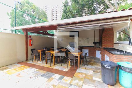 Apartamento para alugar com 52m², 2 quartos e 1 vaga Apartamento para alugar com 52m², 2 quartos e 1 vagaÁrea comum - Churrasqueira
