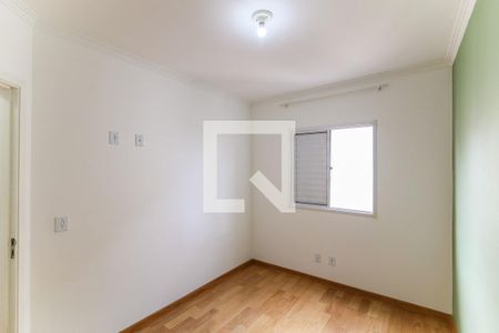 Quarto 2 de apartamento para alugar com 2 quartos, 52m² em Parque Taboão, Taboão da Serra