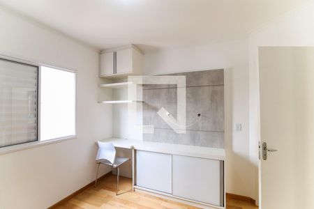 Quarto 1 de apartamento para alugar com 2 quartos, 52m² em Parque Taboão, Taboão da Serra