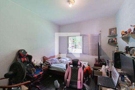 Casa à venda com 250m², 3 quartos e 4 vagas Casa à venda com 250m², 3 quartos e 4 vagasQuarto 1