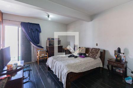 Casa à venda com 250m², 3 quartos e 4 vagas Casa à venda com 250m², 3 quartos e 4 vagasSuíte