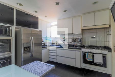 Apartamento à venda com 364m², 4 quartos e 4 vagasCozinha