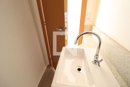 Lavabo de casa de condomínio para alugar com 3 quartos, 90m² em Bosque dos Buritis, Uberlândia