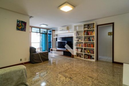 Sala de apartamento à venda com 3 quartos, 119m² em Charitas, Niterói