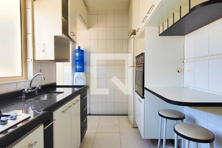 Apartamento à venda com 85m², 3 quartos e 2 vagasCozinha