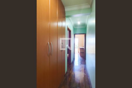 Corredor de apartamento à venda com 3 quartos, 85m² em Campestre, Santo André