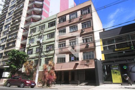 Apartamento para alugar com 70m², 3 quartos e sem vagaFachada