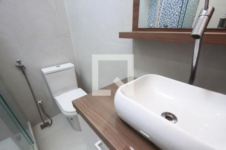 Apartamento para alugar com 70m², 3 quartos e sem vagaBanheiro