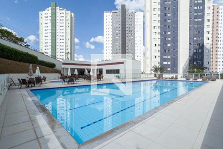 Apartamento à venda com 100m², 3 quartos e 2 vagasÁrea comum - Piscina