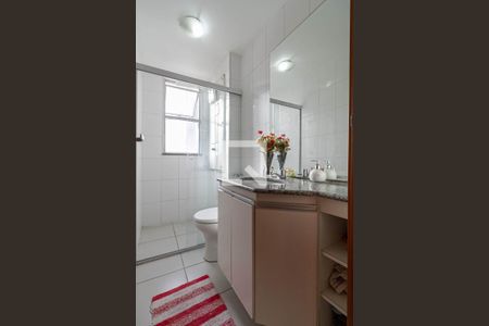 Apartamento à venda com 100m², 3 quartos e 2 vagasBanheiro social 