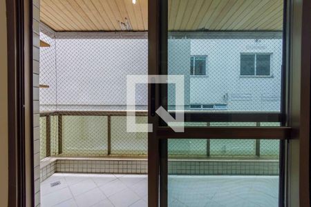 Apartamento à venda com 82m², 2 quartos e 2 vagas Apartamento à venda com 82m², 2 quartos e 2 vagasVaranda