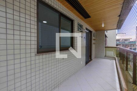 Apartamento à venda com 82m², 2 quartos e 2 vagas Apartamento à venda com 82m², 2 quartos e 2 vagasVaranda