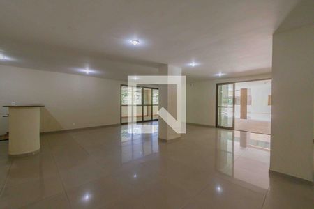 Apartamento à venda com 82m², 2 quartos e 2 vagas Apartamento à venda com 82m², 2 quartos e 2 vagasÁrea Comum Salão de Festas