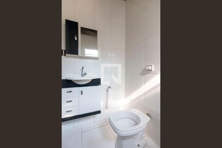 Casa à venda com 138m², 4 quartos e 1 vaga Casa à venda com 138m², 4 quartos e 1 vagaCasa 2