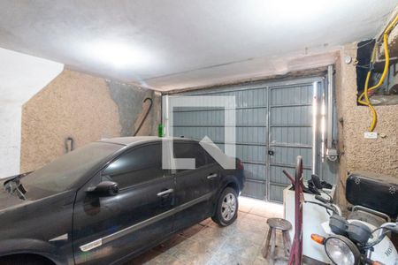 Casa à venda com 138m², 4 quartos e 1 vaga Casa à venda com 138m², 4 quartos e 1 vagaGaragem