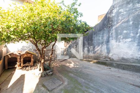 Casa à venda com 138m², 4 quartos e 1 vaga Casa à venda com 138m², 4 quartos e 1 vagaQuintal