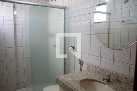 Banheiro da Suíte 1 de apartamento para alugar com 3 quartos, 153m² em Setor Bela Vista, Goiânia