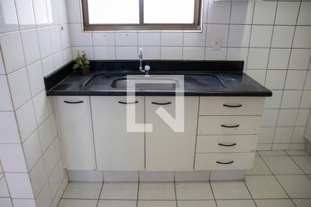 Apartamento para alugar com 153m², 3 quartos e 2 vagasCozinha