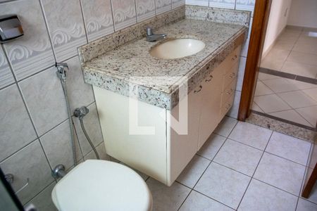 Apartamento para alugar com 153m², 3 quartos e 2 vagasBanheiro