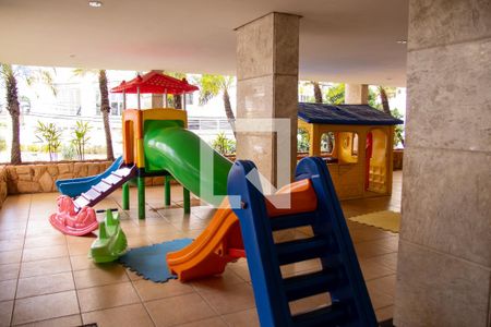Apartamento para alugar com 153m², 3 quartos e 2 vagasÁrea comum - Playground