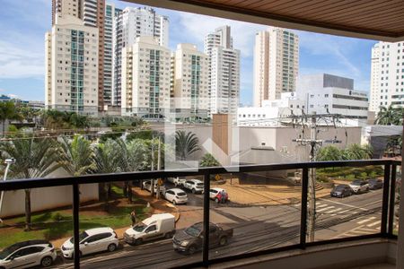 Apartamento para alugar com 153m², 3 quartos e 2 vagasVaranda