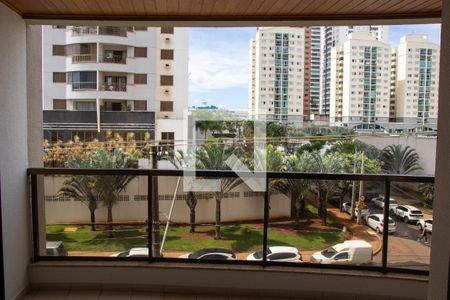 Apartamento para alugar com 153m², 3 quartos e 2 vagasVaranda