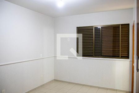 Suíte de apartamento para alugar com 3 quartos, 153m² em Setor Bela Vista, Goiânia
