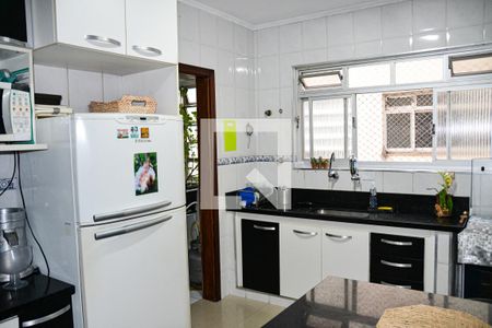 Apartamento à venda com 86m², 2 quartos e 1 vaga Apartamento à venda com 86m², 2 quartos e 1 vagaSala