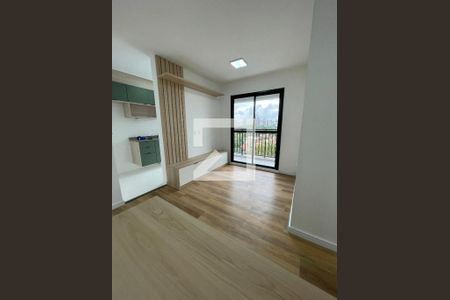 Sala de estar de apartamento para alugar com 2 quartos, 44m² em Butantã, São Paulo