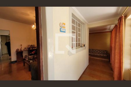 Hall de entrada de casa à venda com 5 quartos, 360m² em Vila Nogueira, Campinas