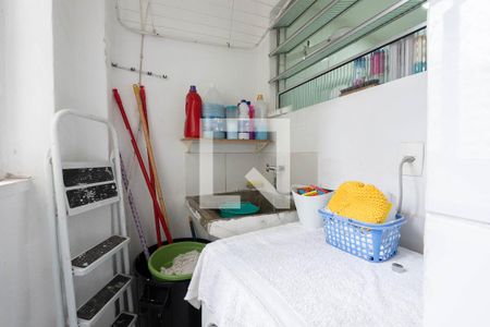 Apartamento à venda com 56m², 2 quartos e sem vagaCozinha e Área de Serviço