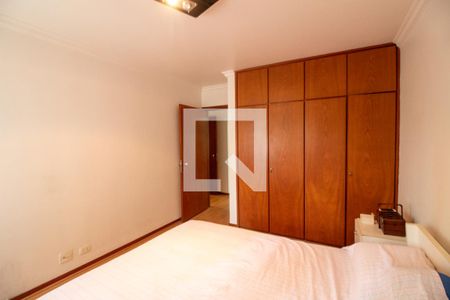 Apartamento à venda com 200m², 3 quartos e 2 vagasQuarto 1