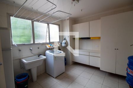 Apartamento à venda com 200m², 3 quartos e 2 vagasÁrea de Serviço