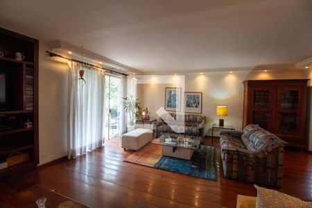 Apartamento à venda com 200m², 3 quartos e 2 vagasSala